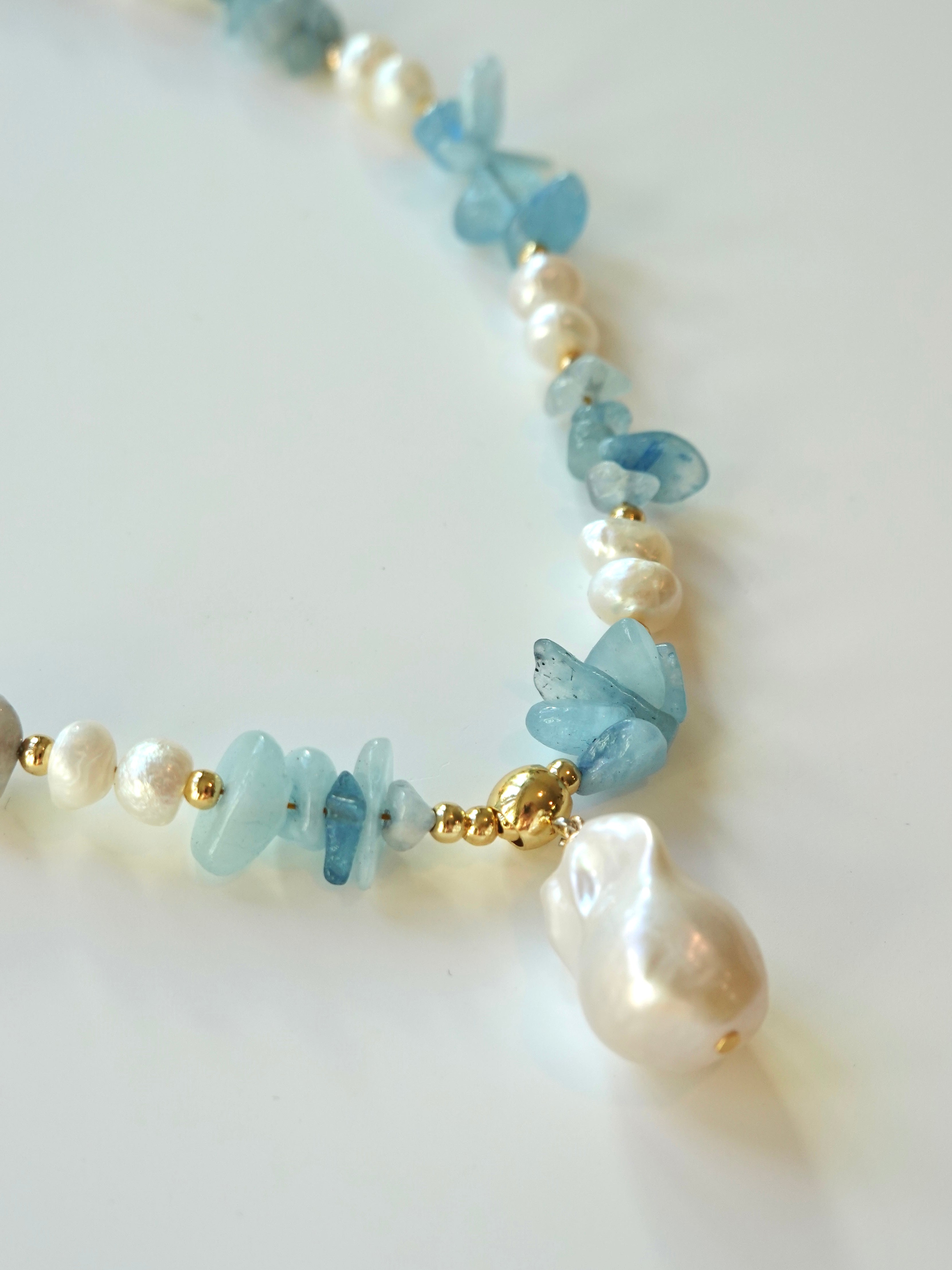 Aquamarine × Baroque Pearl Necklace
