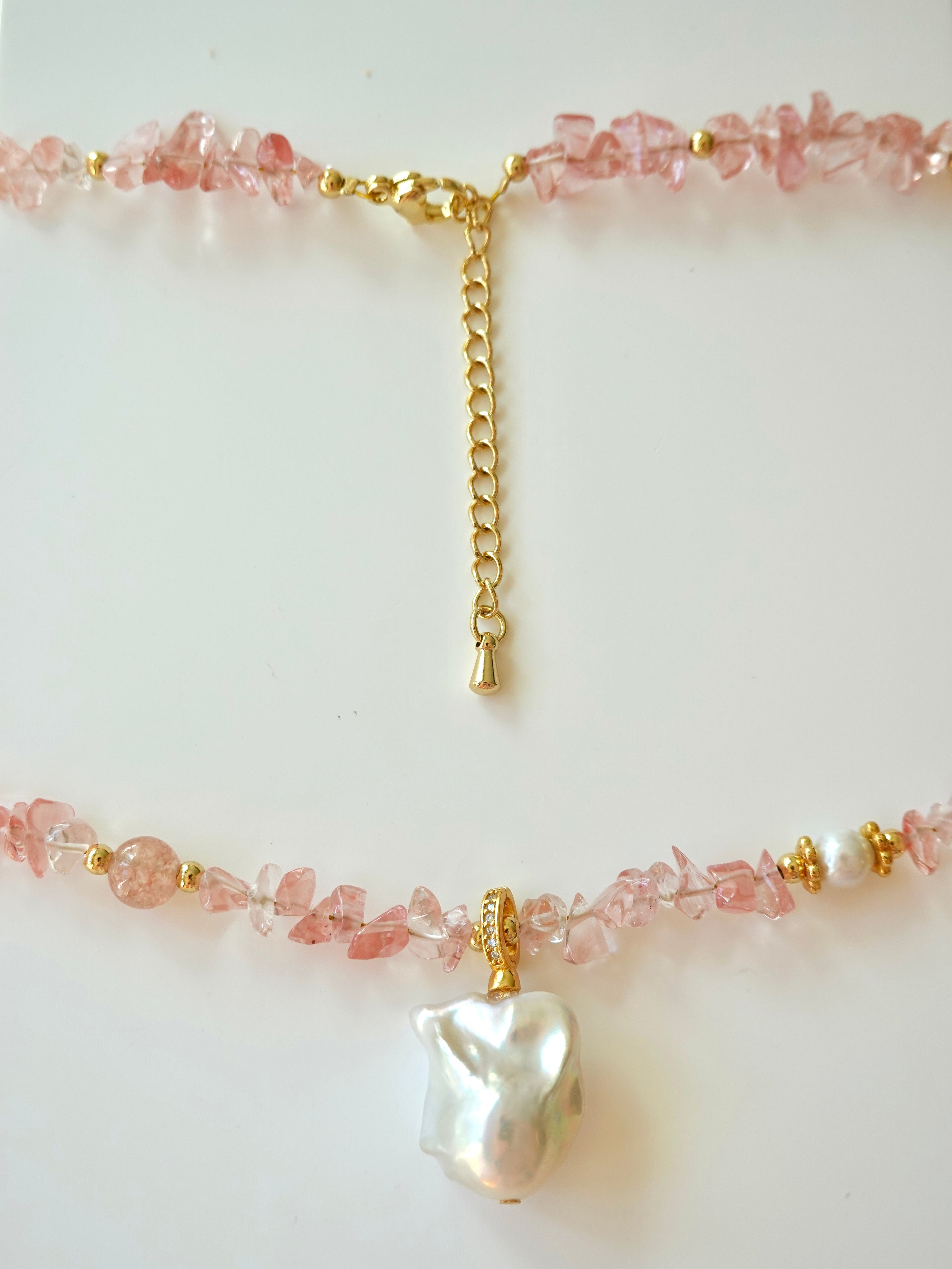 Pink Agate × Baroque Pearl Necklace