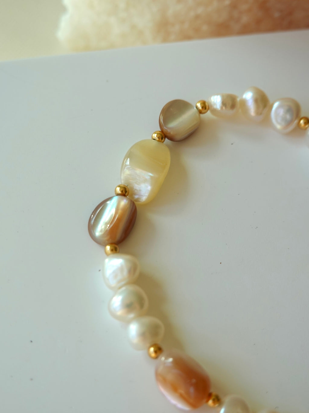 Gleam Penguin Shell & Pearl Bracelet