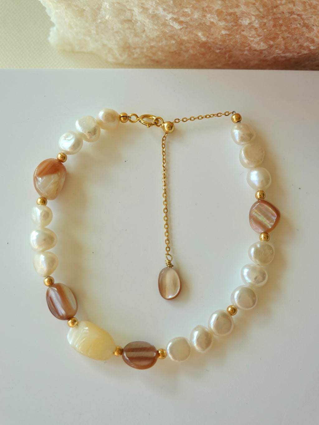 Gleam Penguin Shell & Pearl Bracelet