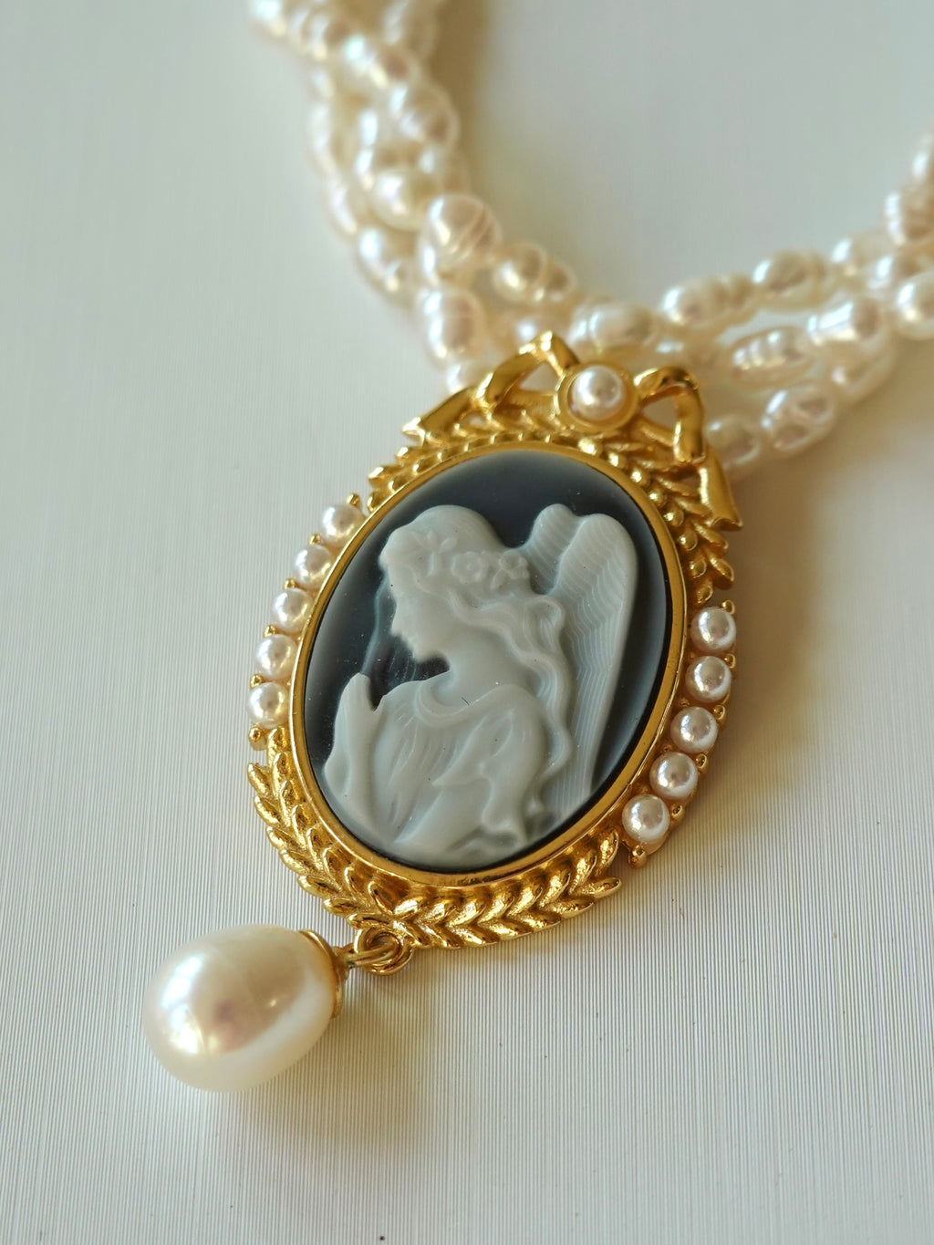 Icon Angel Cameo Pearl Necklace