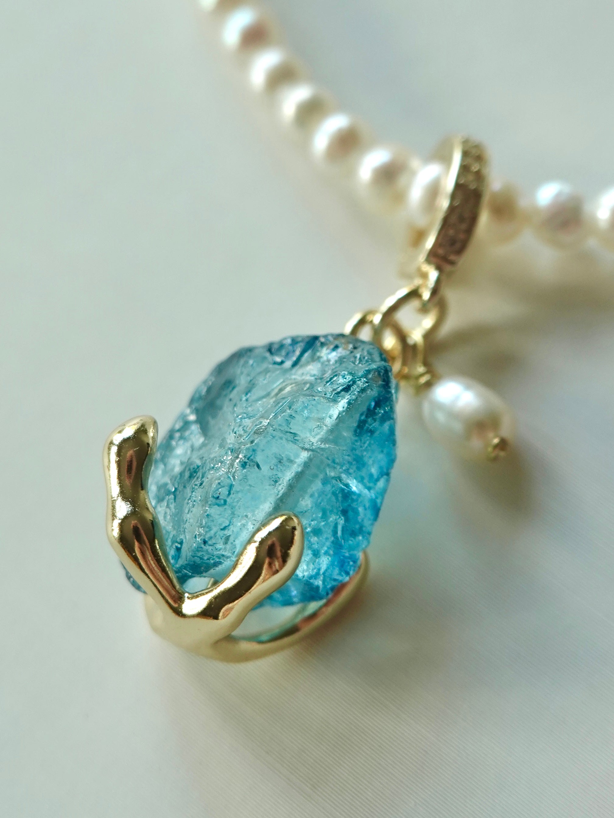 Icon Glacier Drop Aquamarine Pearl Necklace