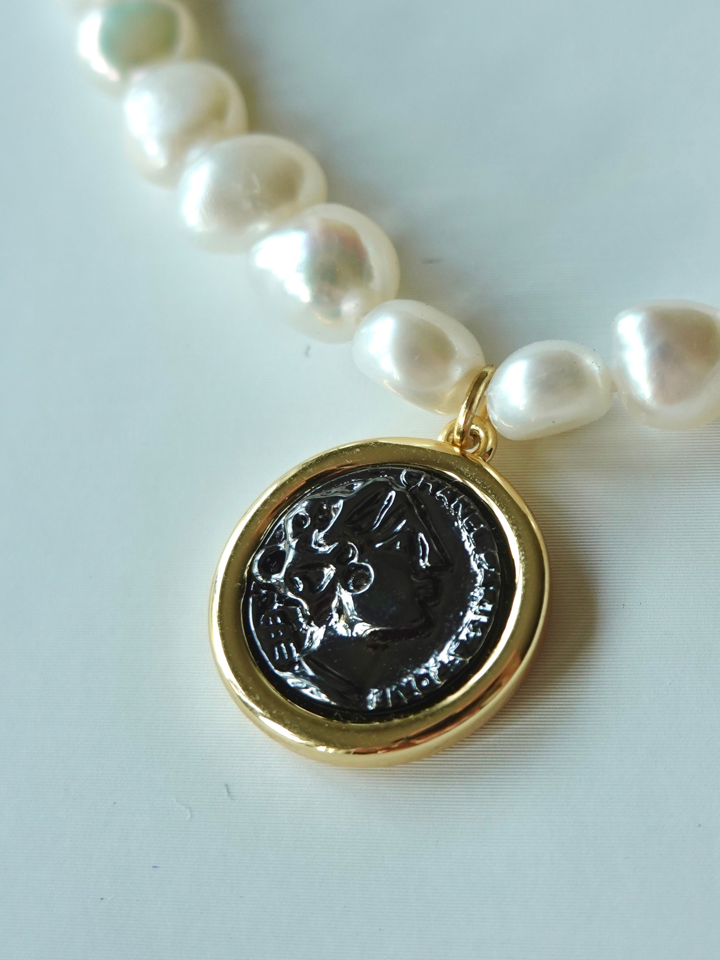 Portrait Medallion Pearl Necklace