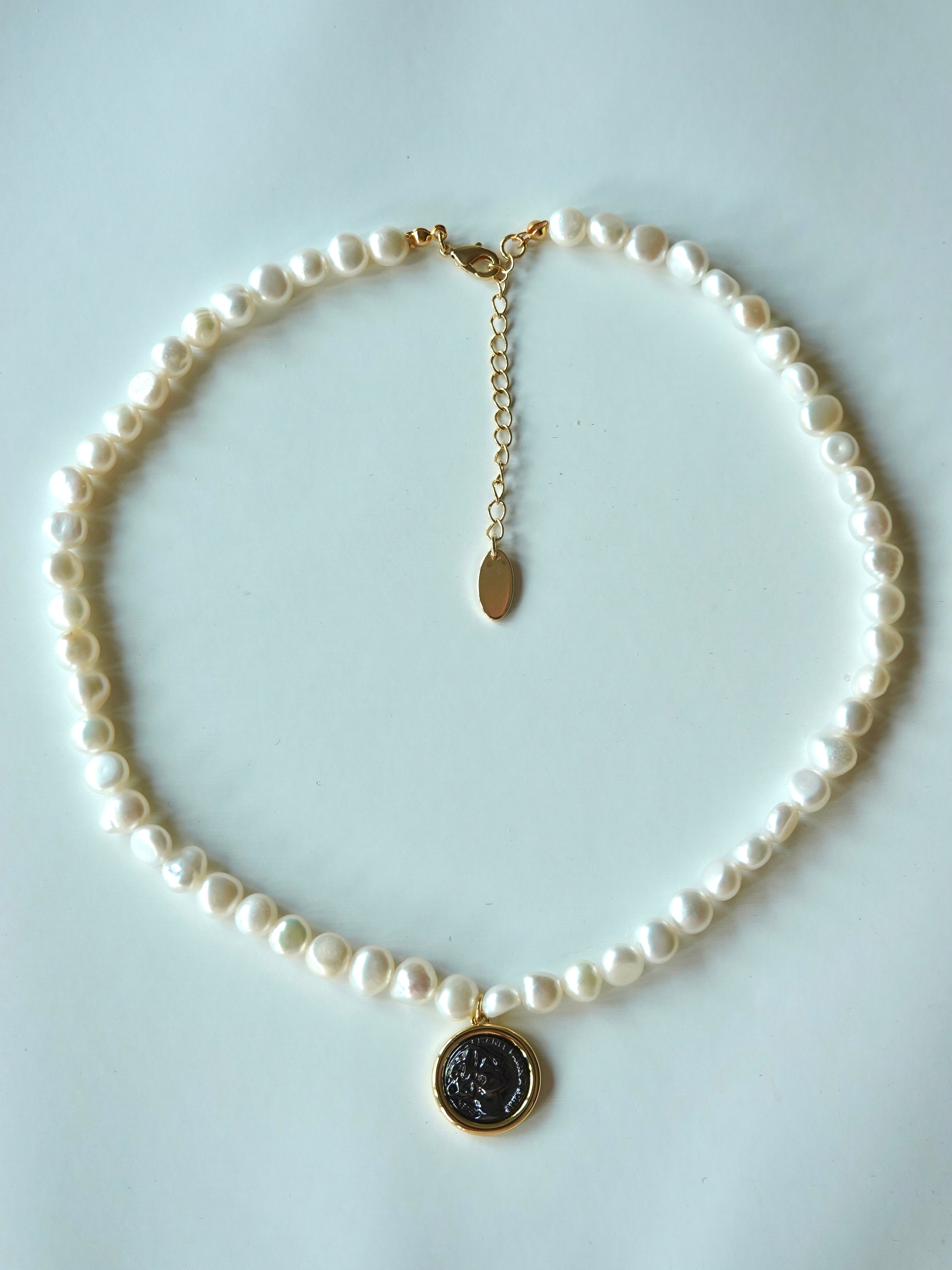 Portrait Medallion Pearl Necklace