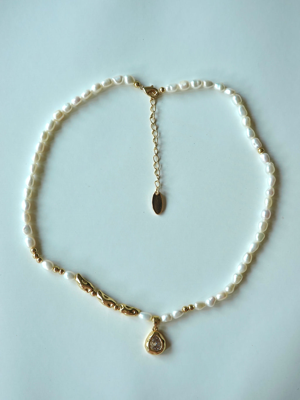 Droplet Accent Pearl Necklace